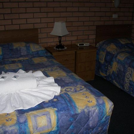 Bega Southtown Motor Inn Room photo